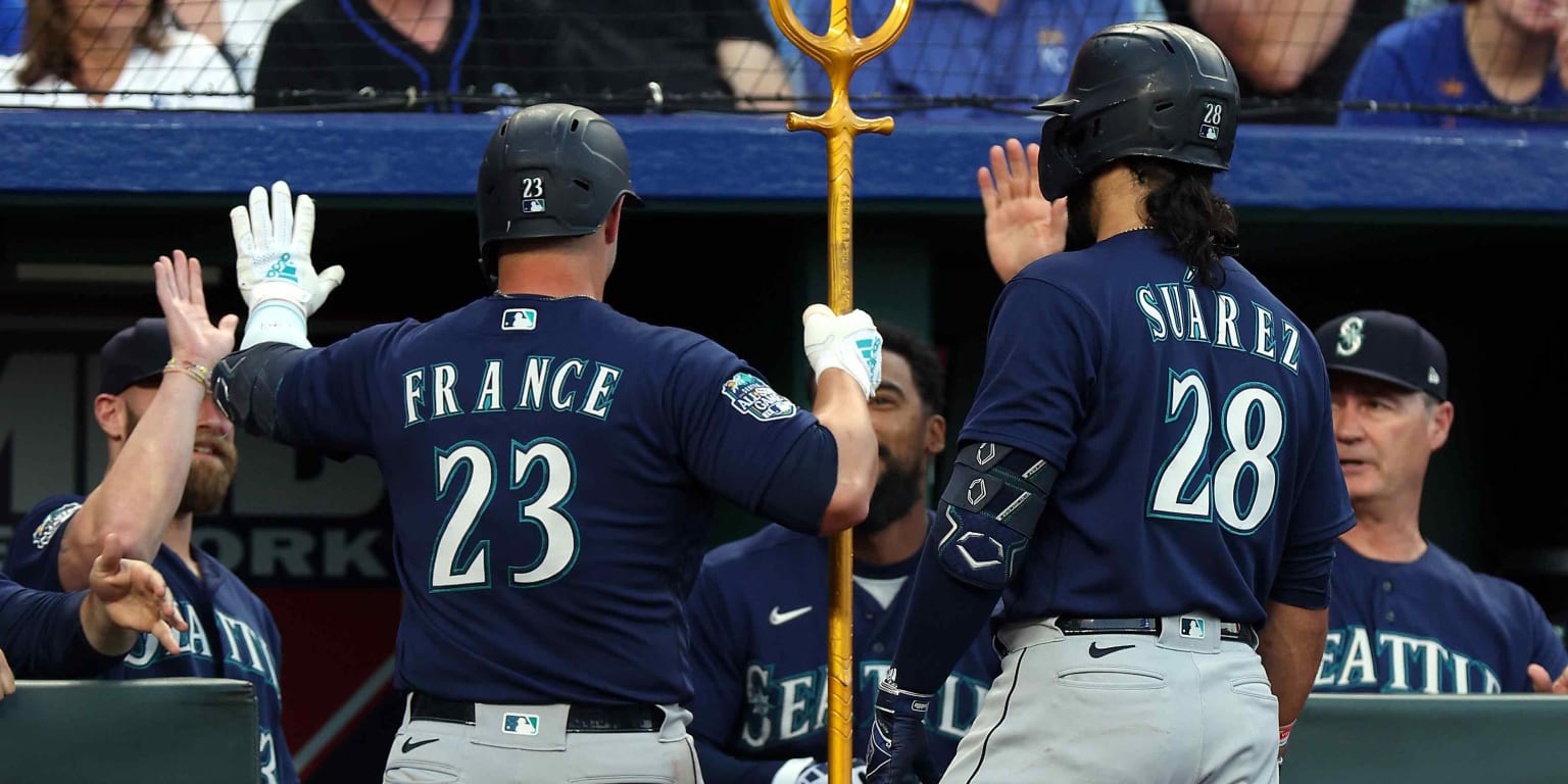 France's 10th-inning single lifts Mariners over Royals 10-8 after blown  7-run lead - The San Diego Union-Tribune