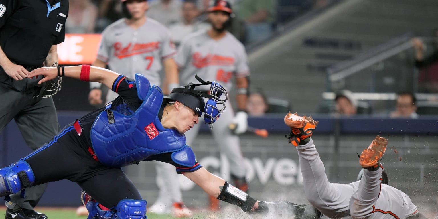 Yesavage falters in 5-run 6th inning as Blue Jays fall to O's