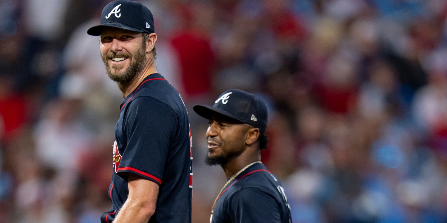 Braves pick up club options for 2026 on Sale, Albies Braves pick up club options for 2026 on Sale, Albies