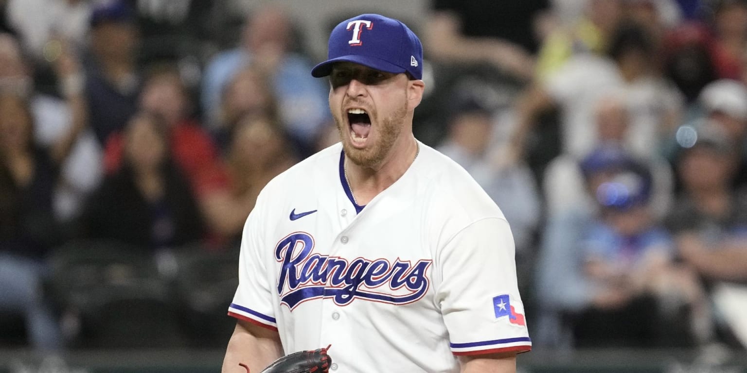 Are the Texas Rangers preparing to trade Jose Leclerc?
