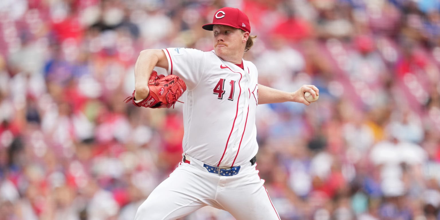 Suárez's 2-run homer gives Reds early lead, but Abbott can't deter Cubs