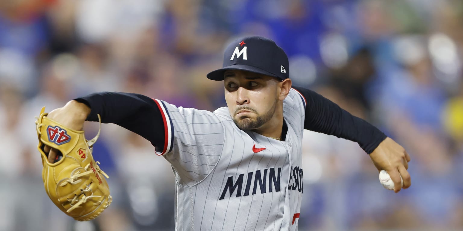 Twins Non-tender Jovani Moran, Ronny Henriquez