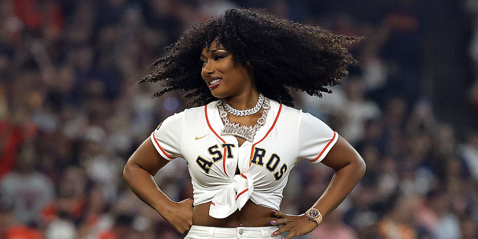 MeganTheeStallion's first pitch for the #Astros is still going viral 😂  Swipe for some of the best reactions! 👉