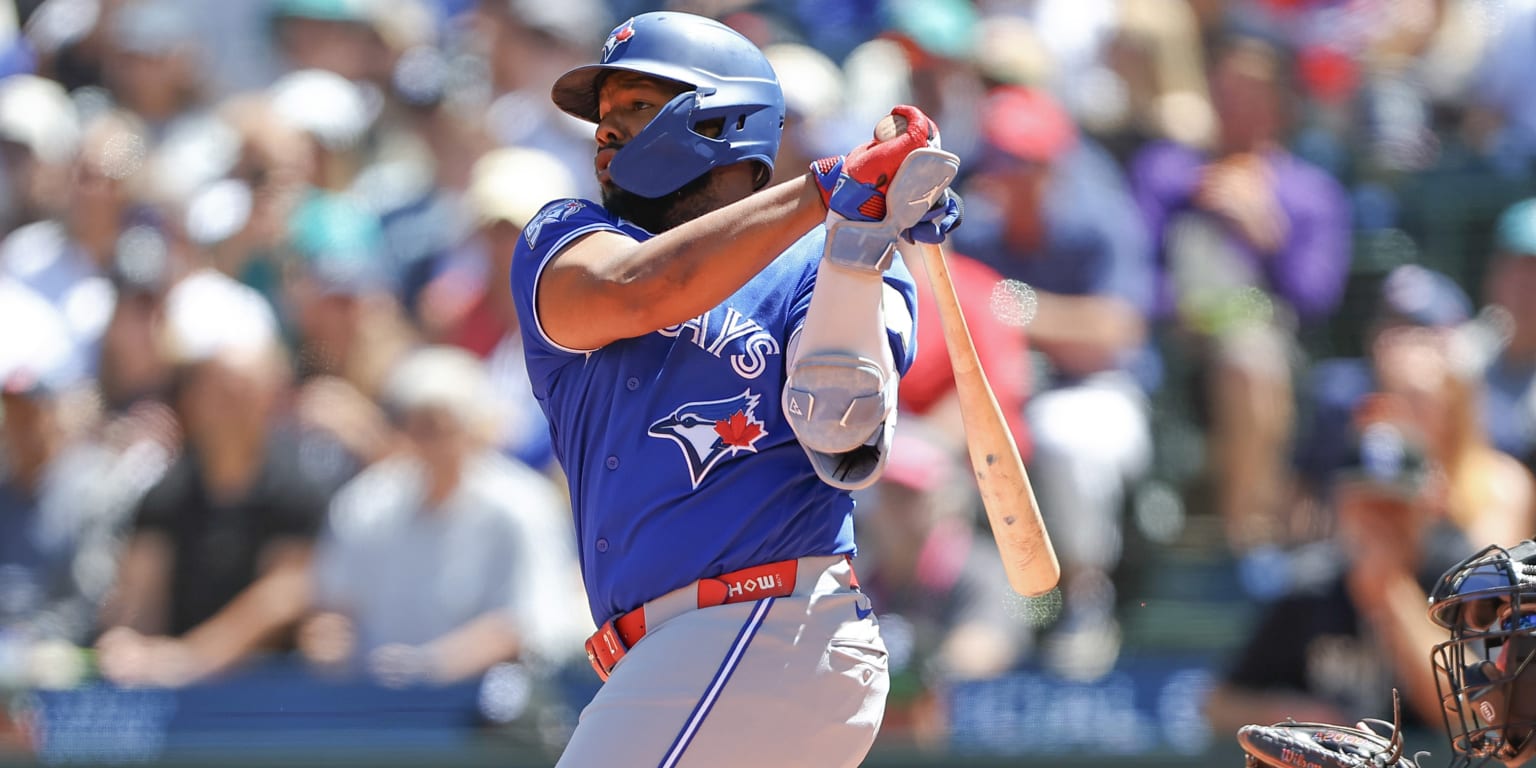 Guerrero (concussion recovery) doubles in Single-A rehab game