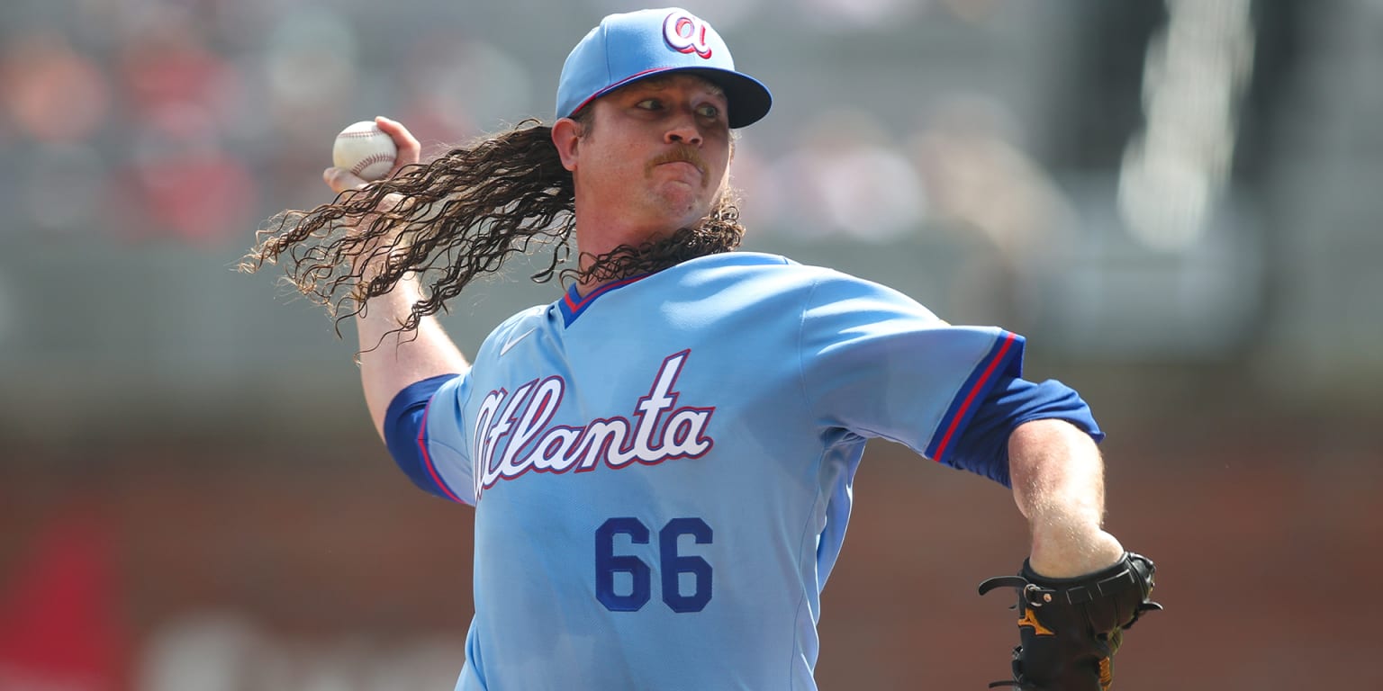 Striking out too many guys? Holmes fans 10, but Braves drop to 0-8 when he K's 8+ Striking out too many guys? Holmes fans 10, but Braves drop to 0-8 when he K's 8+