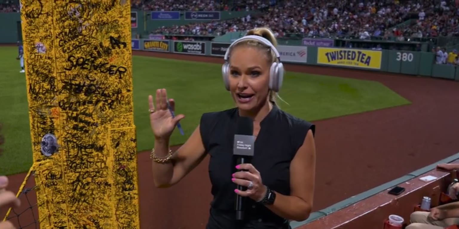 Heidi Watney on X: Love the new @nikediamond city connect @RedSox jersey  honoring Patriots Day in Boston! Honored to help rep the #617!  #NikeBaseball #Nike #MLB #RedSoxNation #BostonStrong   / X