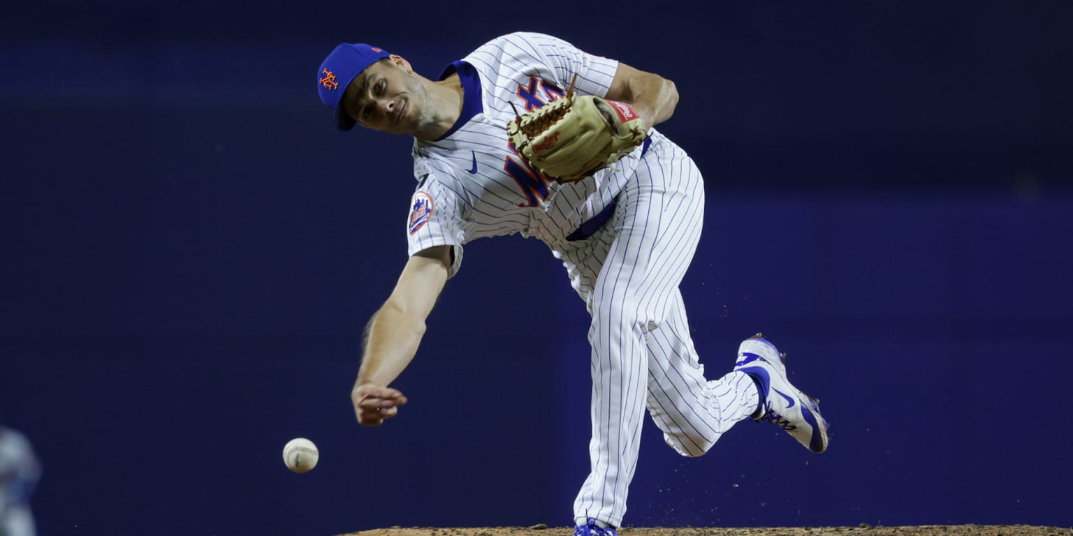 Blue Jays add submariner Tyler Rogers to bullpen (source)