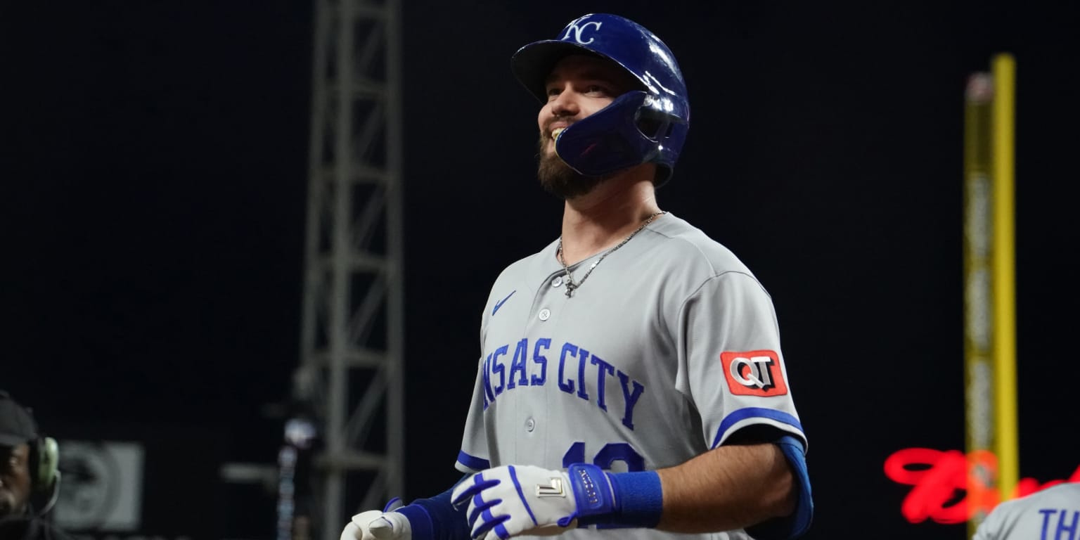 Royals get surprising power boost, find ninth-inning formula in clutch win