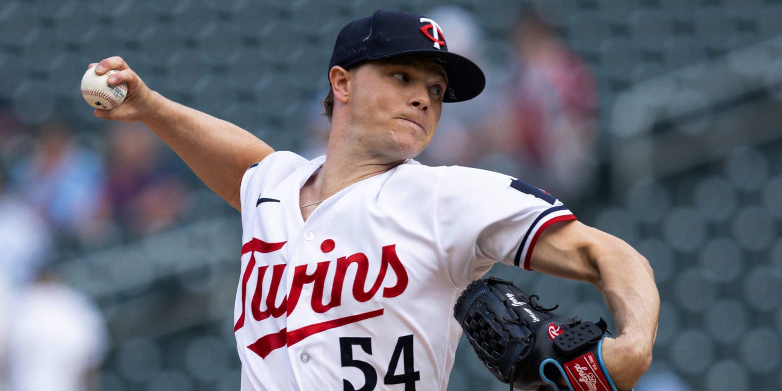 Twins' Sonny Gray battles control issues but gets out of it, with a little  help