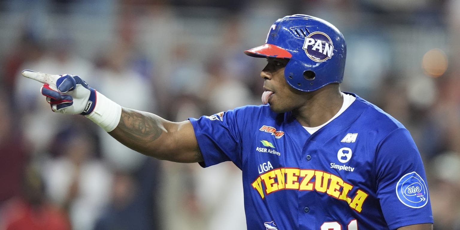 Yasiel Puig brilló en victoria de Venezuela sobre Dominicana