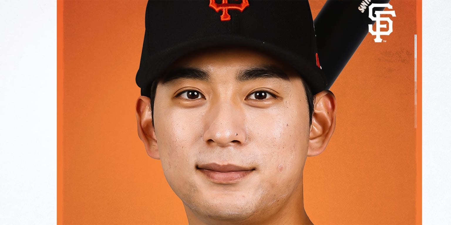 The Giants introduced Jung Hoo Lee at Oracle Park