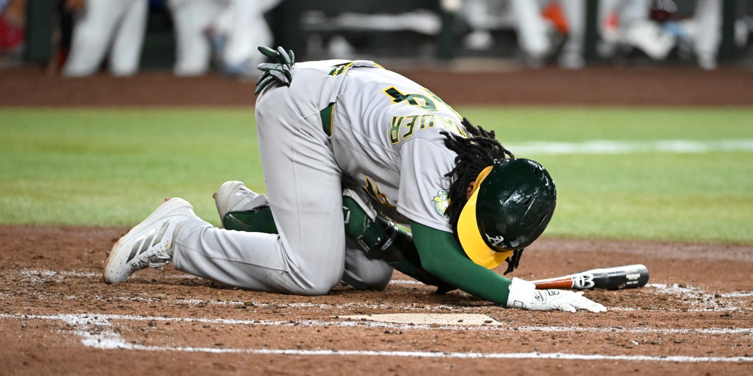Kuroda-Grauer departs with injury after hitting 1st career homer