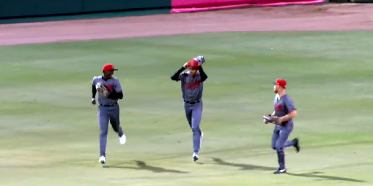 Druw makes like dad with insane catch in pro debut