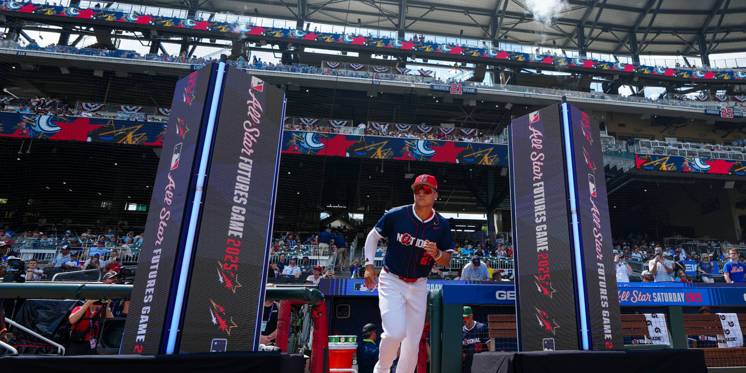 More impressive for JJ Wetherholt: His big bat or his adaptability?