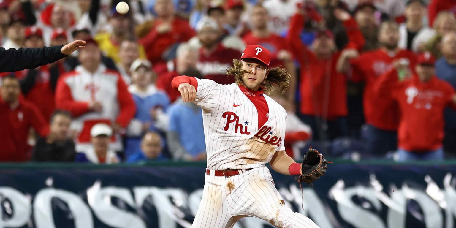 Former Shocker Alec Bohm helps Phillies to Game 2 NLCS win