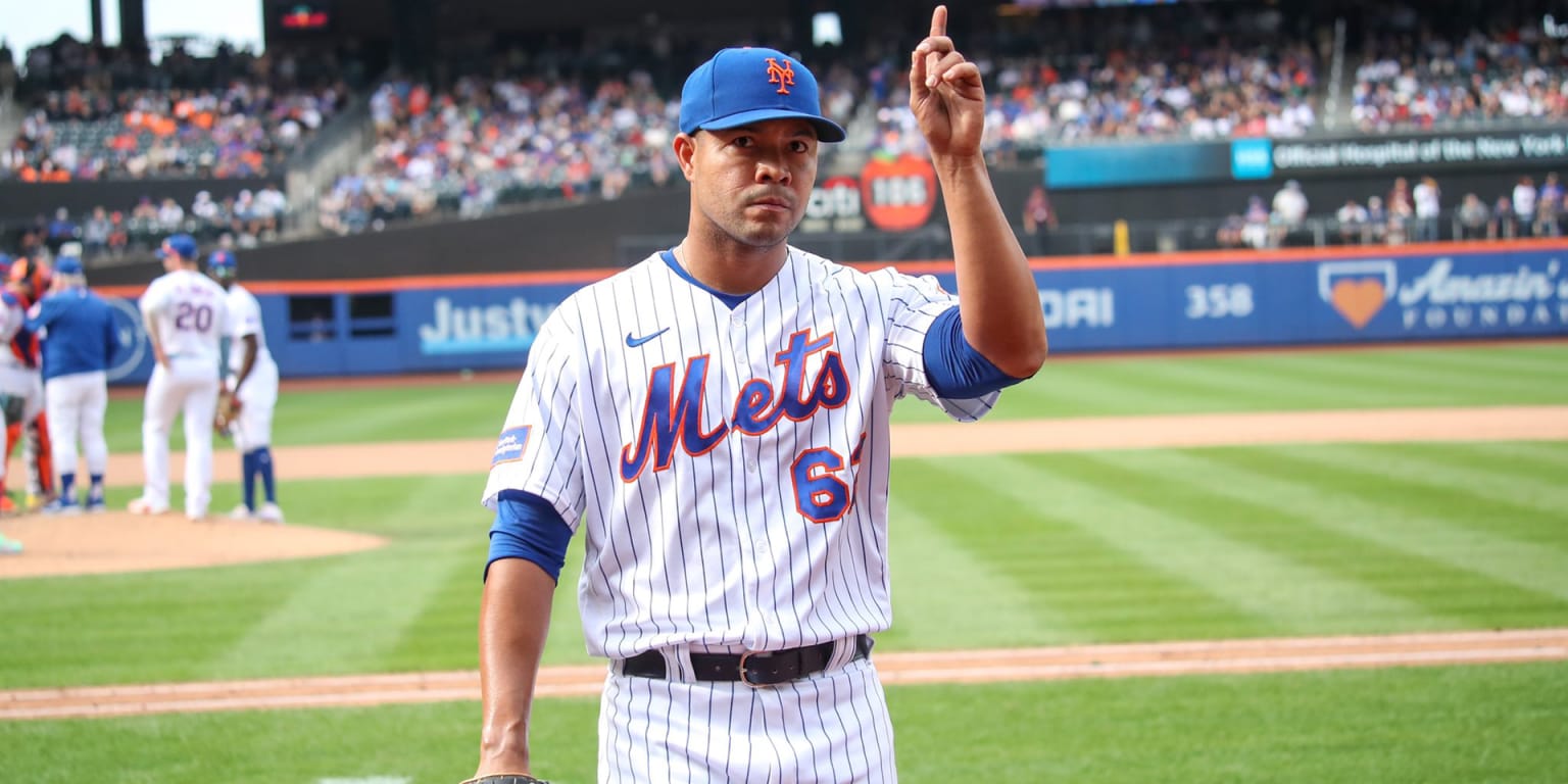Mets' Quintana out until at least July with rib injury