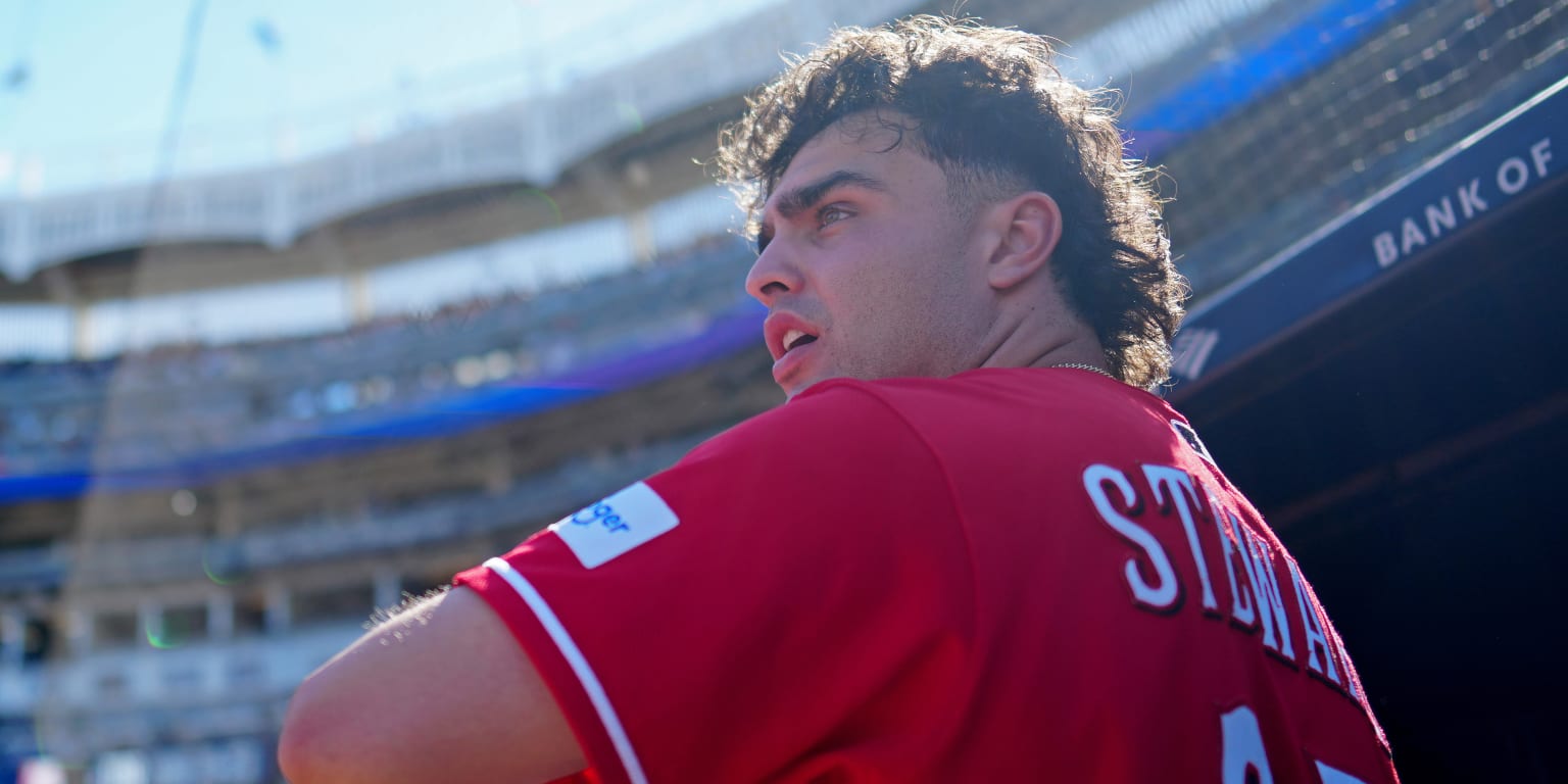 On Bronx stage, Stewart's 6 RBIs give loved ones a show to remember