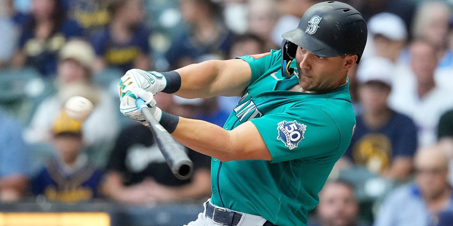 Mariners turn the page, flip the script, hold off Brewers for rebound victory 