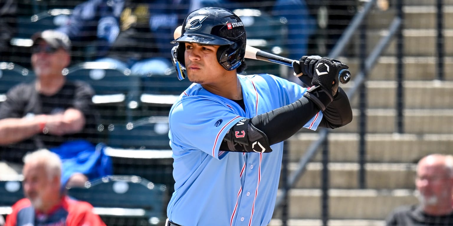 Another path to MLB for Velazquez and Ingle? Prospects see time in OF