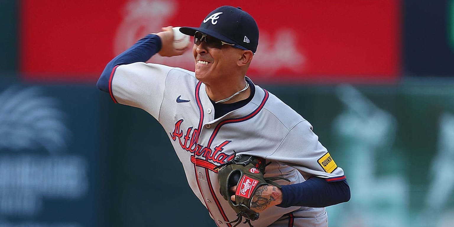 Jesse Chavez announces retirement