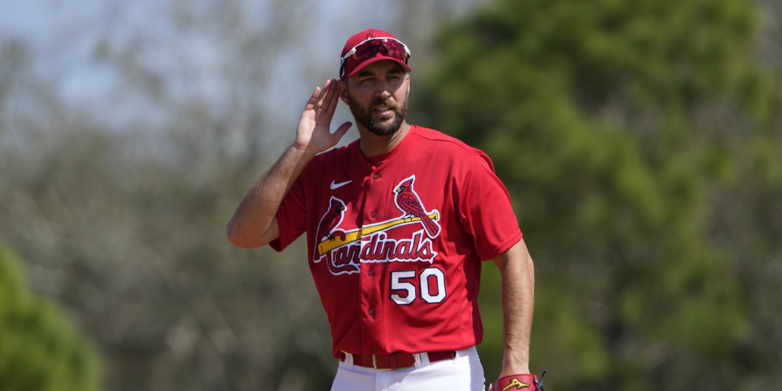 Wearing special glove, Waino begins final spring slate