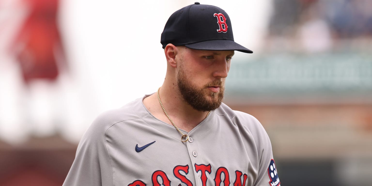 Garrett Crochet’s Dominant Performance Against Dodgers: Can He Outshine Clayton Kershaw in Fenway Showdown?