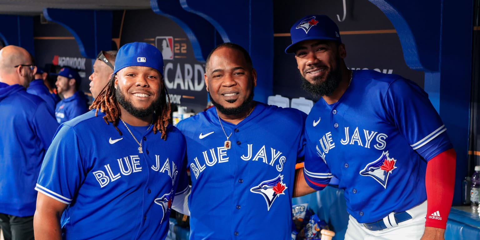 Edwin Encarnación throws first pitch of Blue Jays-Mariners Wild Card Series
