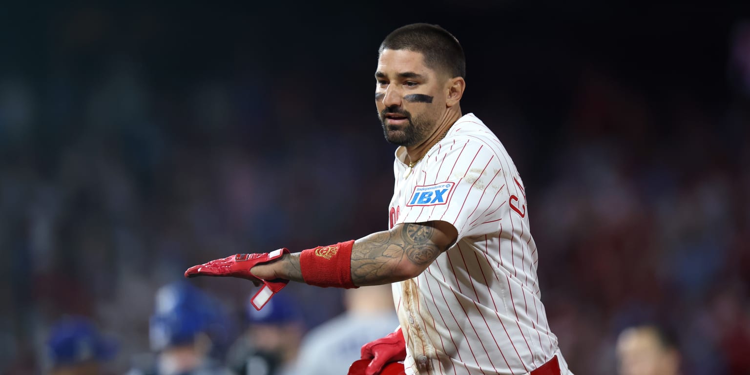 Recently released Castellanos agrees to deal with Padres (source)