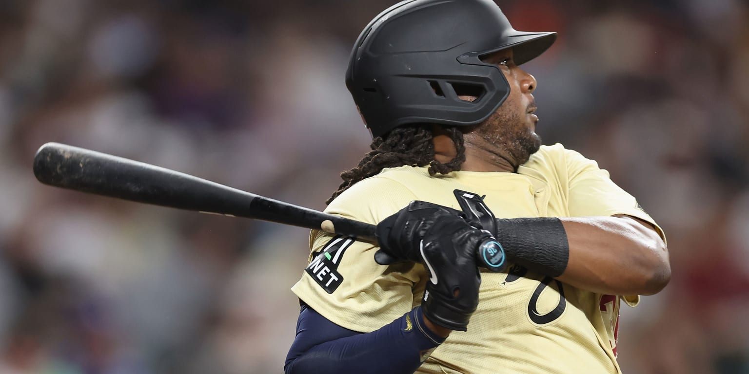 Josh Bell, Nationals agree to contract (sources)