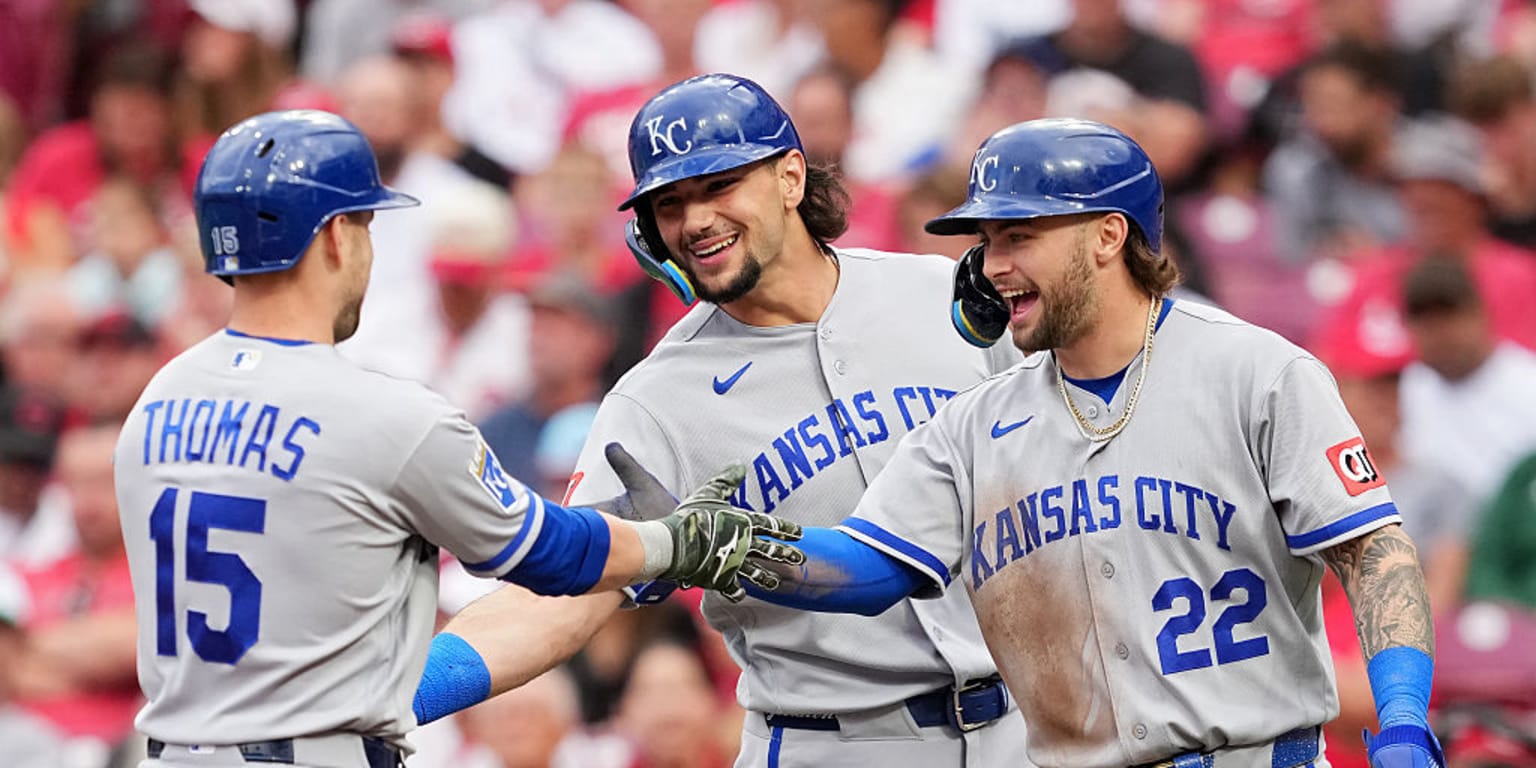 Thomas' 1st-inning grand slam helps Royals snap skid
