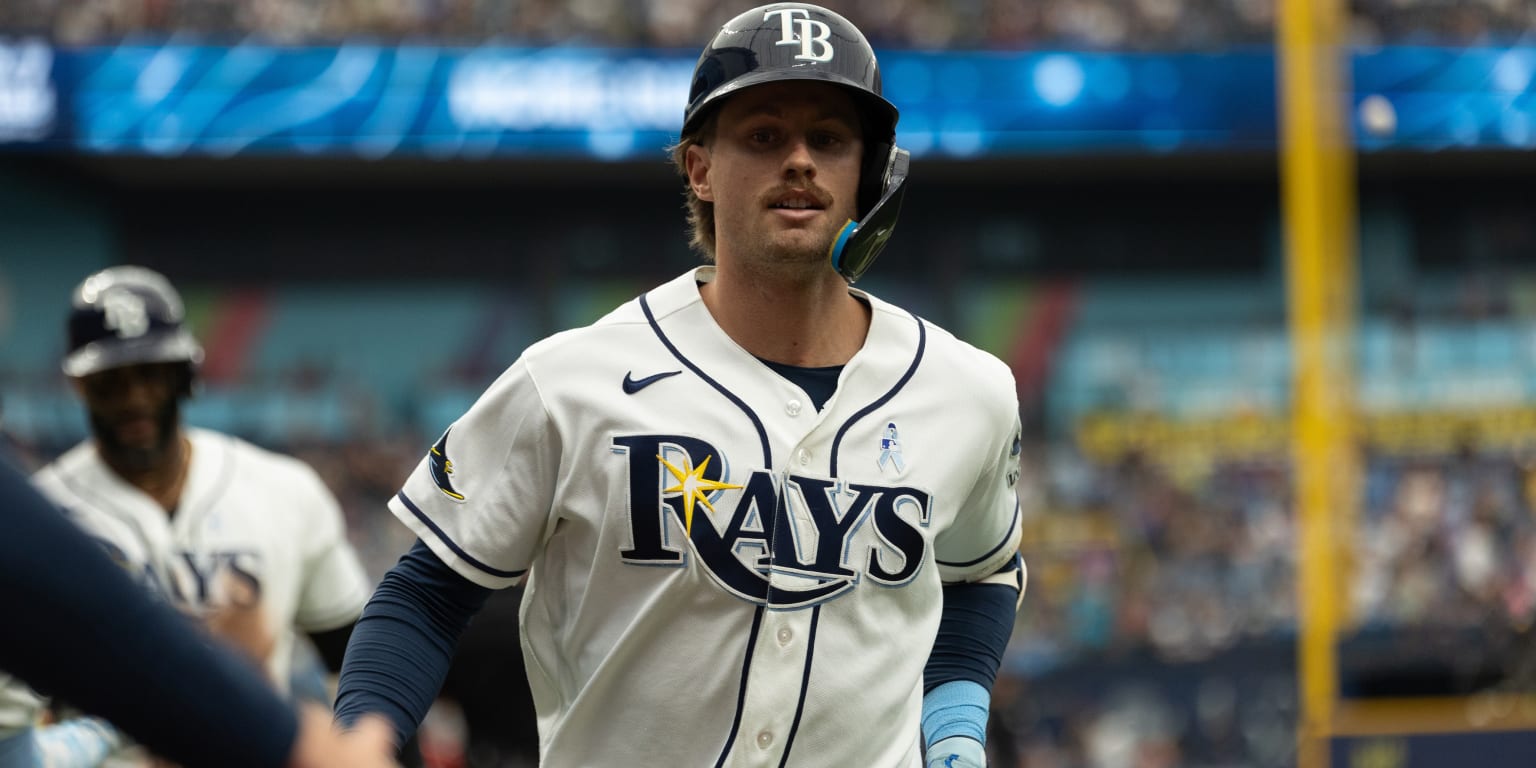 DeLuca continues to act as Rays' good-luck charm with go-ahead blast