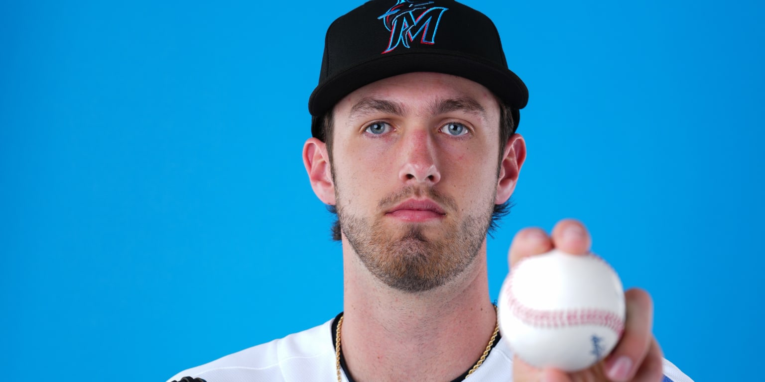 Marlins reassign top prospect White to Minor League camp