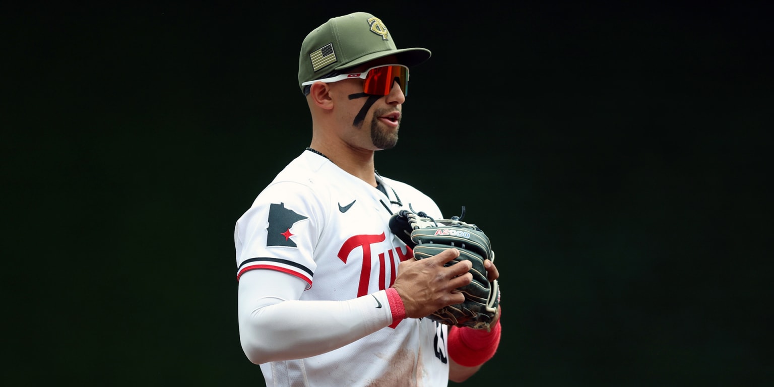 Twins optioning former No. 1 overall pick Lewis to Minors (source)