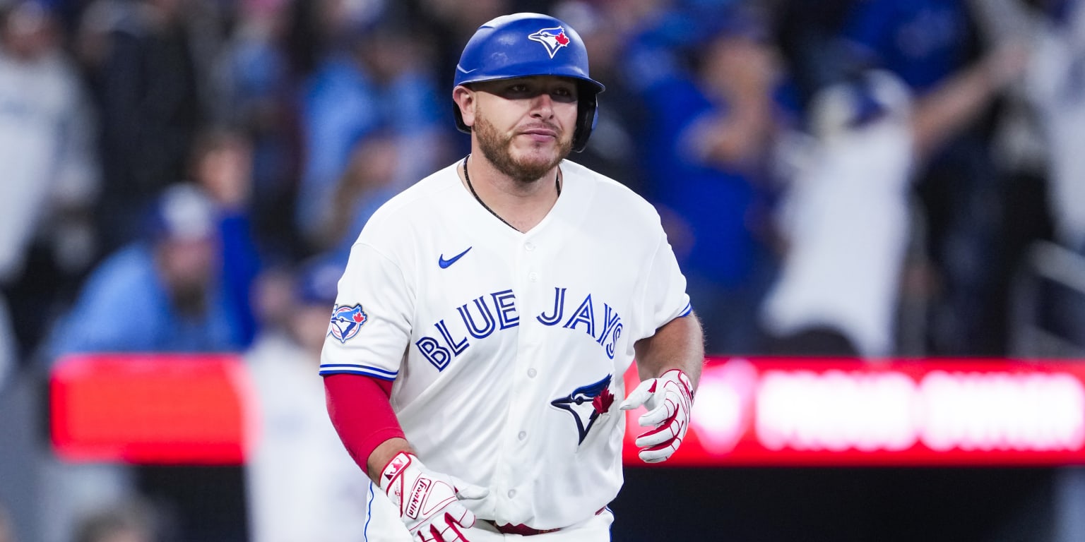 Kirk to undergo surgery on broken left thumb