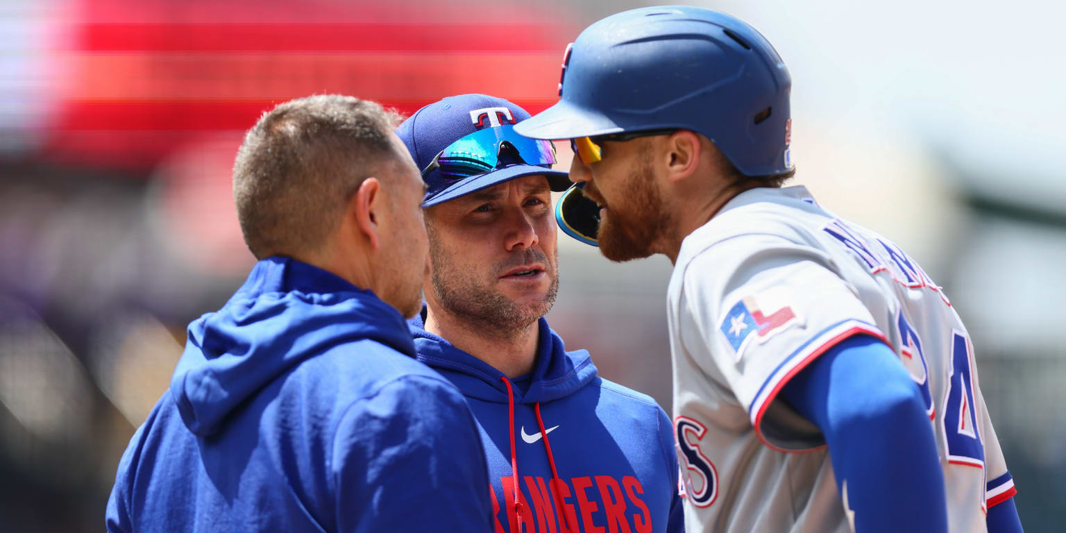 Nimmo exits early with right hamstring tightness, expects quick return