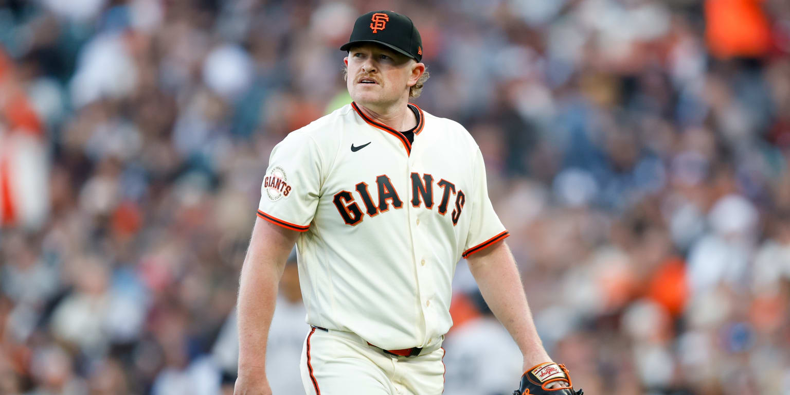 Giants place Webb on 15-day IL with knee bursitis