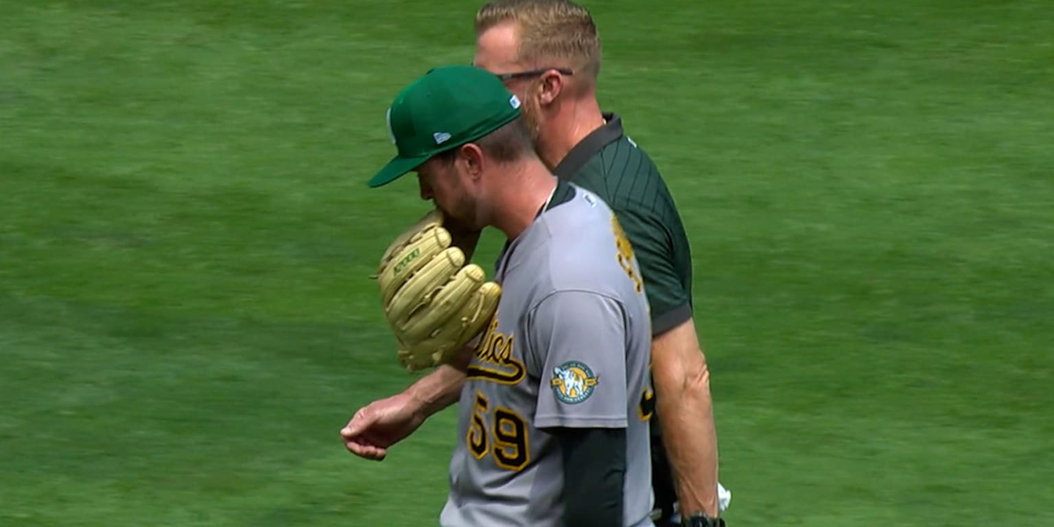 Springs exits start vs. Twins with right hip discomfort