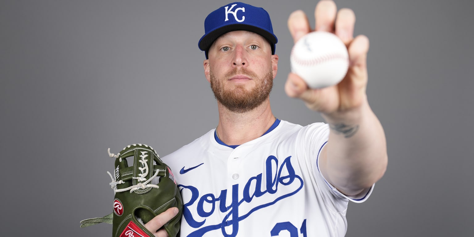 Will Smith Shines in Royals Spring Debut with Quick Scoreless Inning
