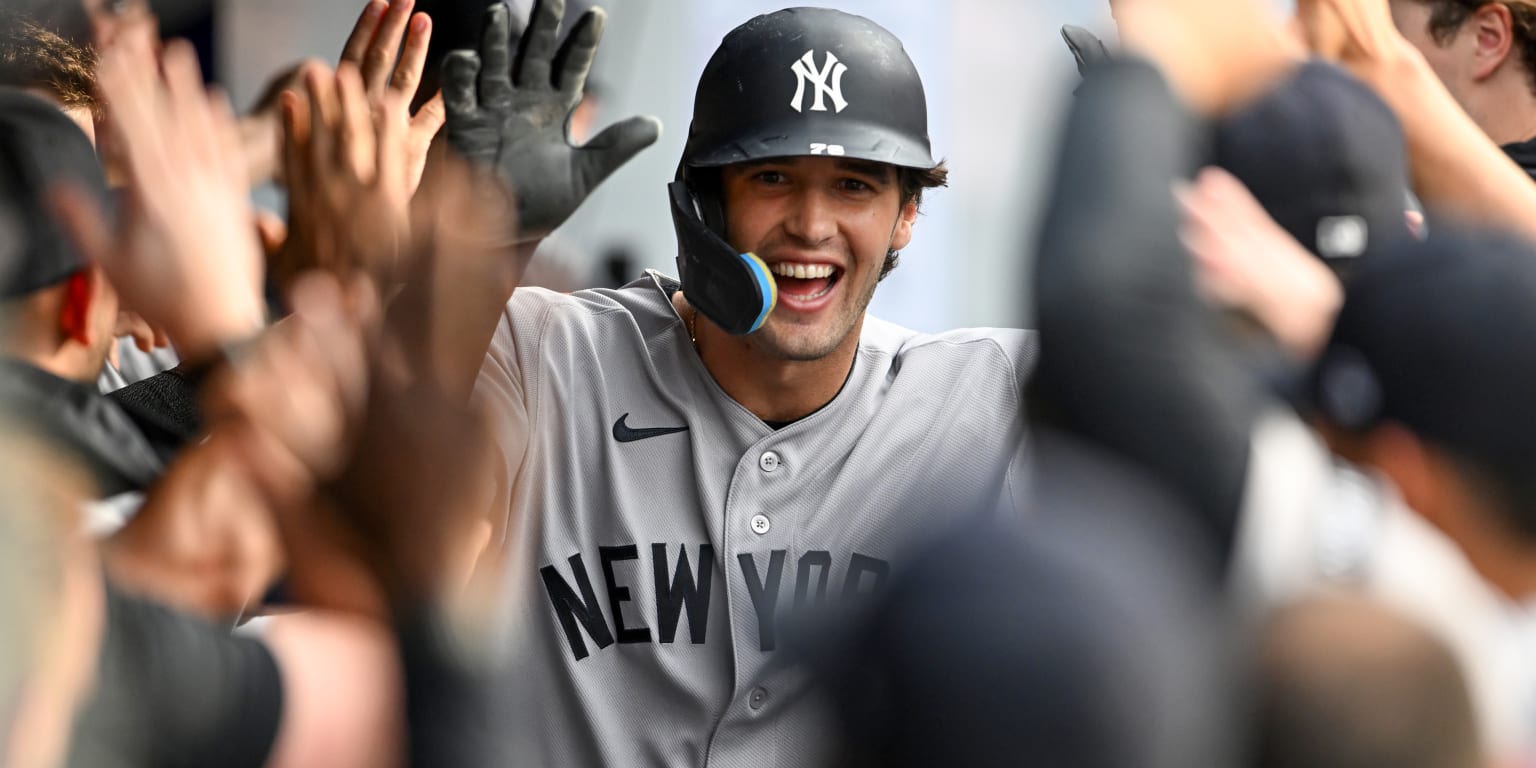 Jones' first career homer is Judgian: 443 feet at 112.2 mph!