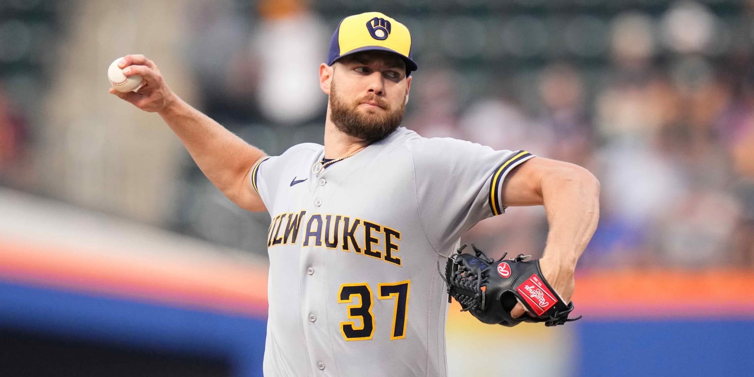 Adrian Houser strikes out five in return to Brewers' rotation