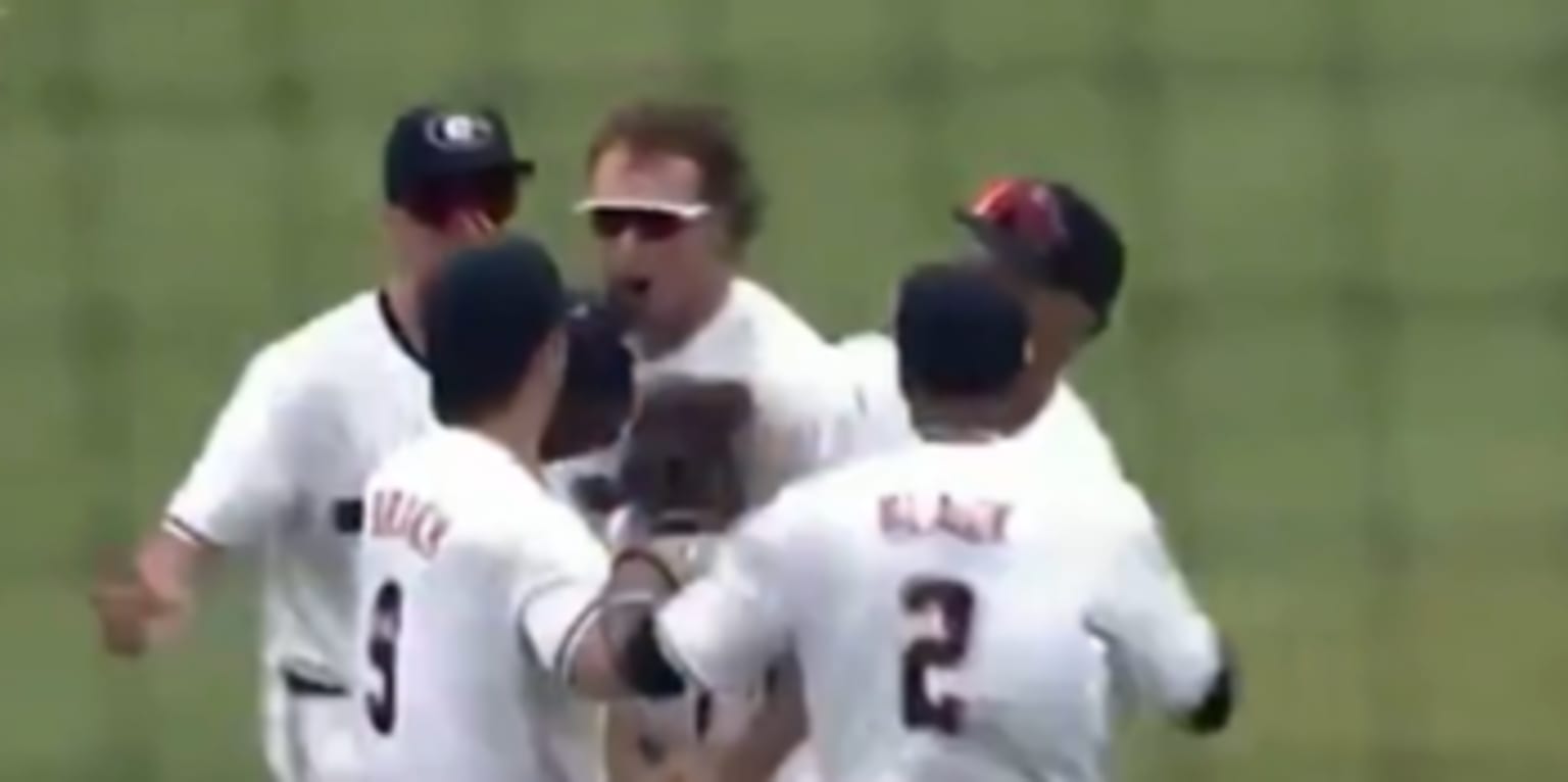 Cole-blooded! Georgia freshman calls game with INCREDIBLE robbery