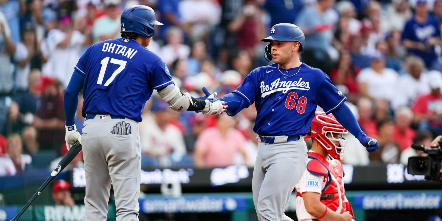 Rushing (HR, 3 RBIs) making most of everyday catcher's role in Smith's absence