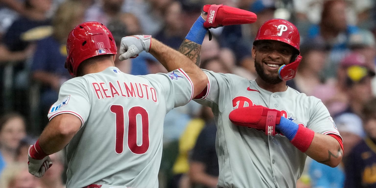 Phillies vencem Brewers com 17 rebatidas e destaque para J.T. Realmuto