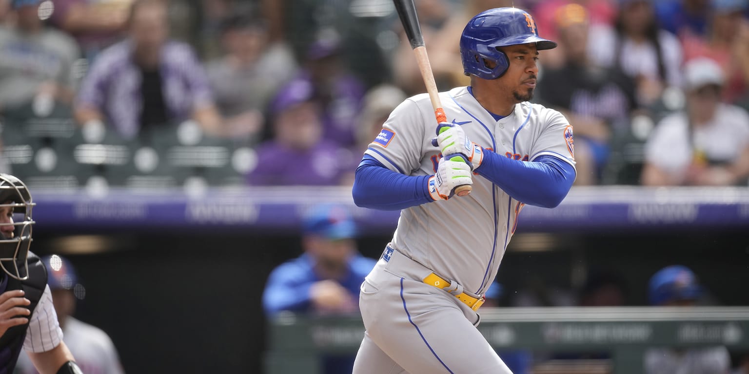 The Mets trade Eduardo Escobar to the Angels for two prospects