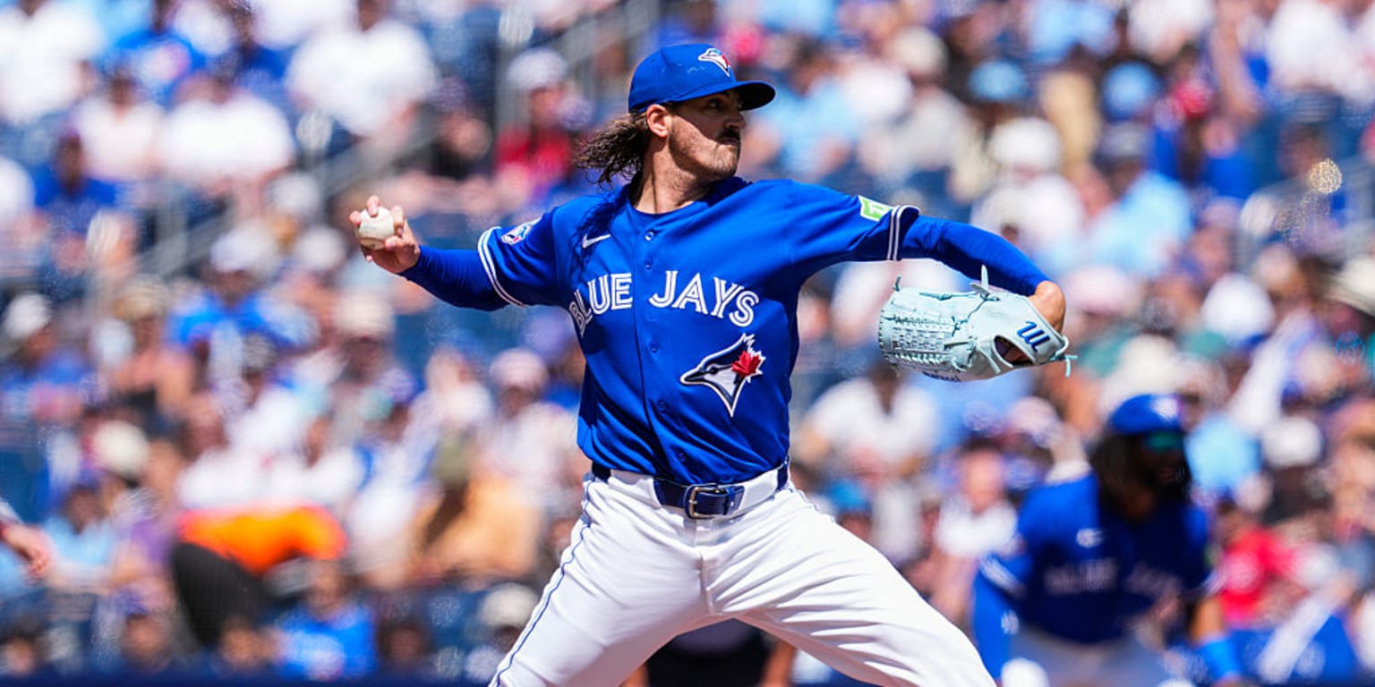 Gausman shows off vintage form in pitchers' duel before Varland blinks in relief