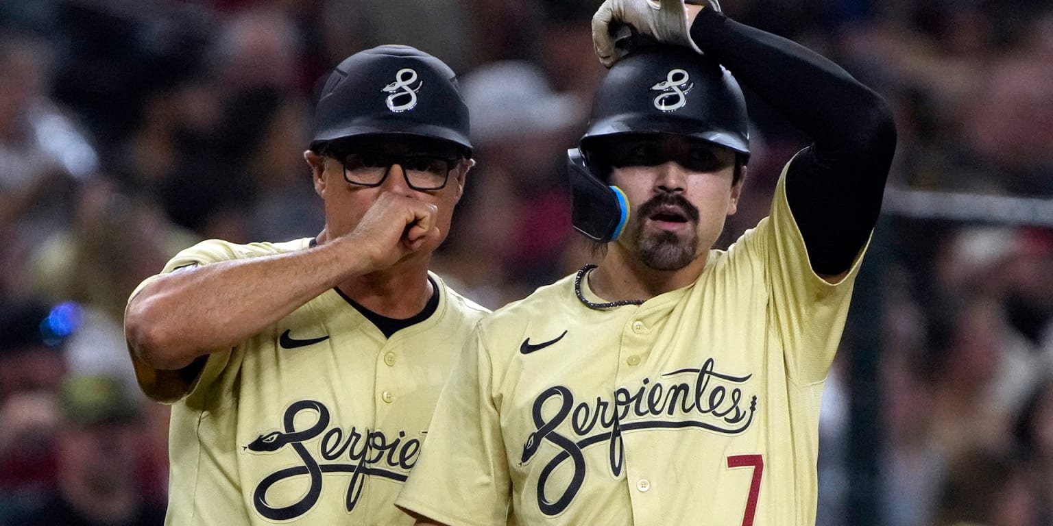 Tony Perezchica hired as Astros thirdbase, infield coach