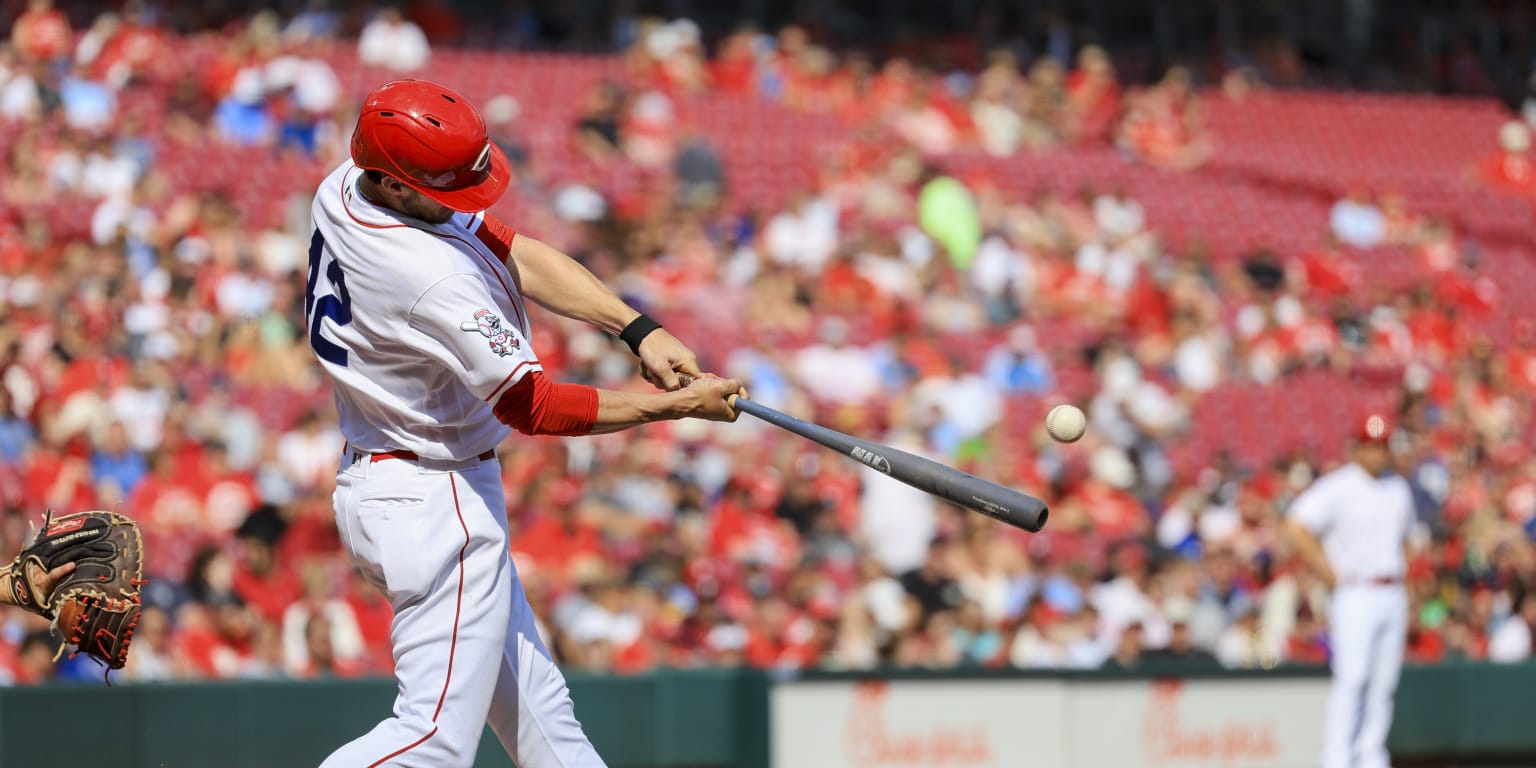 Wil Myers hits 2 homers, drives in 5 in Reds' win over Phillies