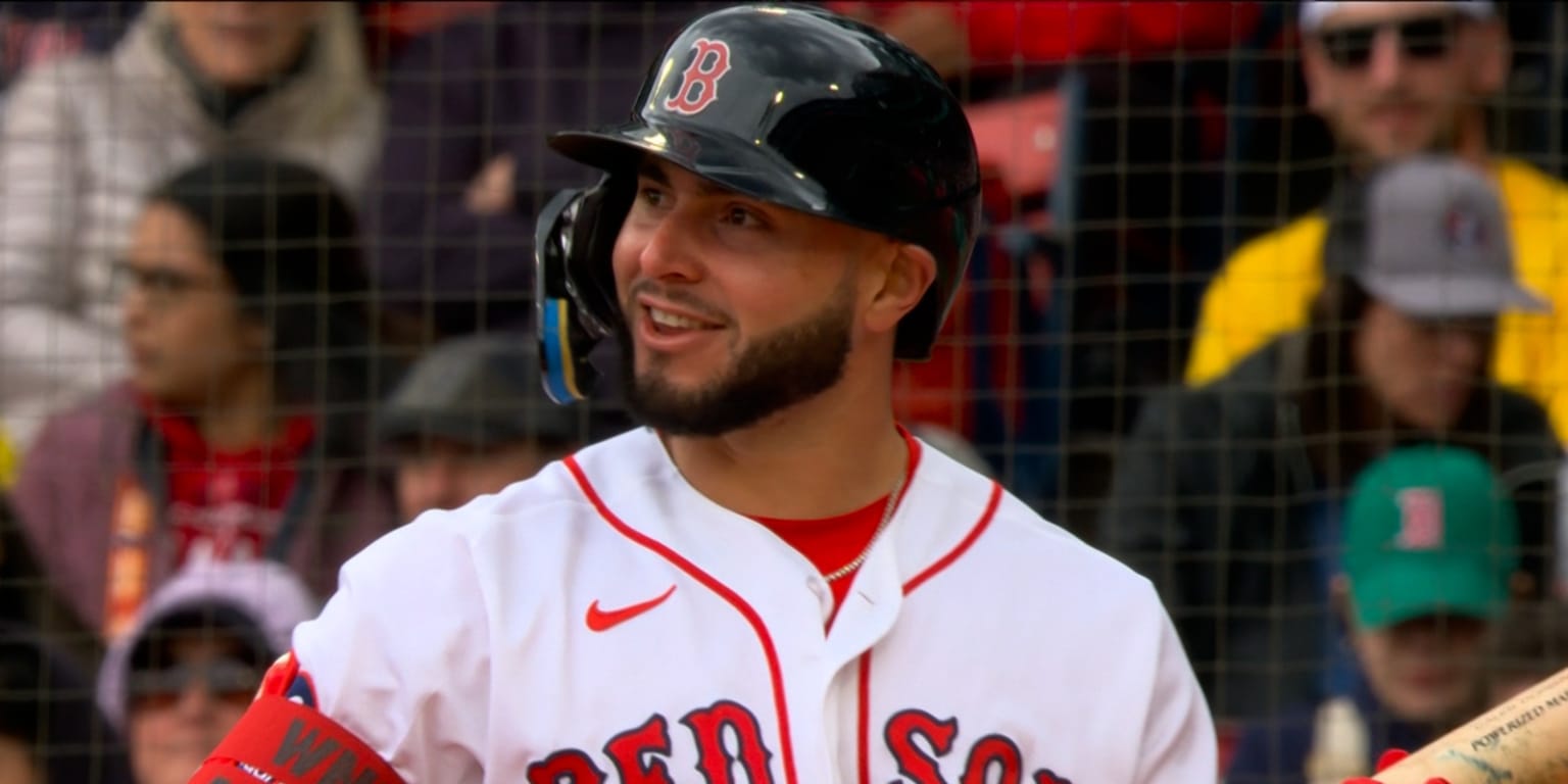 Wait, that was a ball? Abreu taps helmet only to realize there's no need