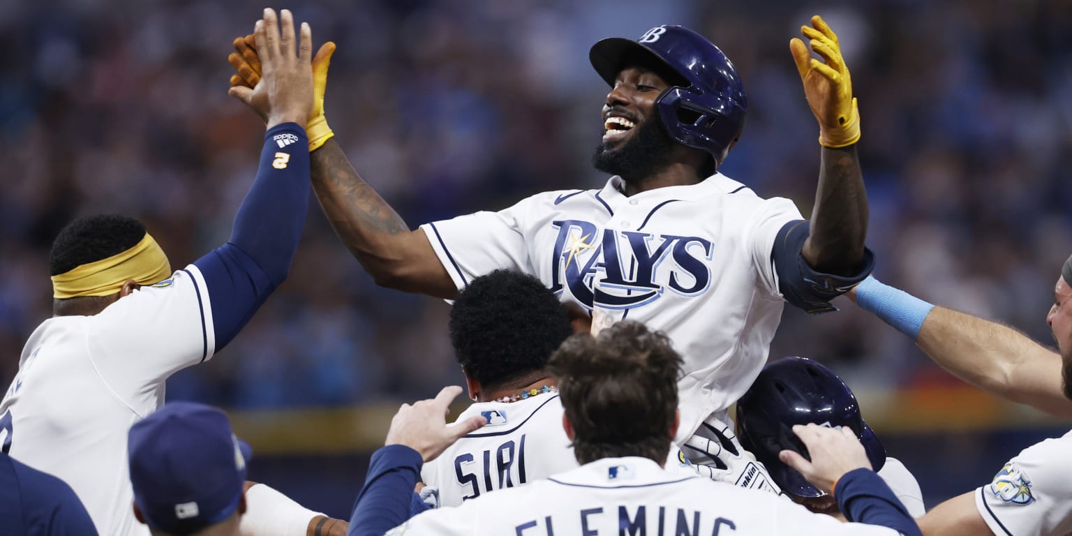 Randy Arozarena hits walk-off single in ninth for Rays