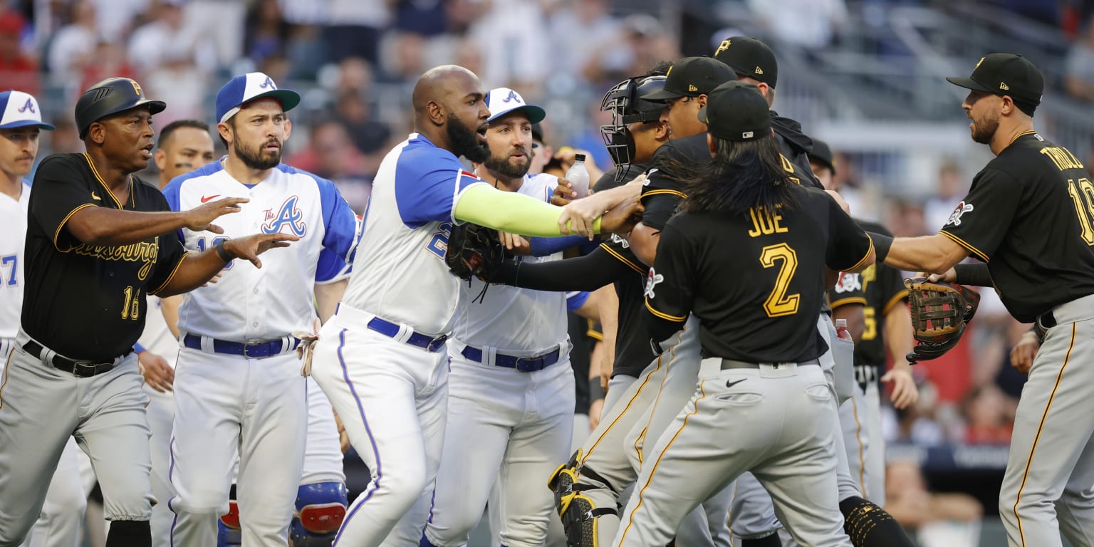 Tempers flare, benches clear in Atlanta 